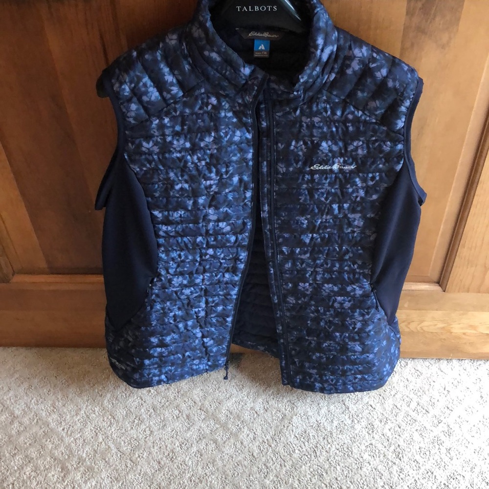 Edie Bauer women’s Stormdown Vest. Size TXL.
